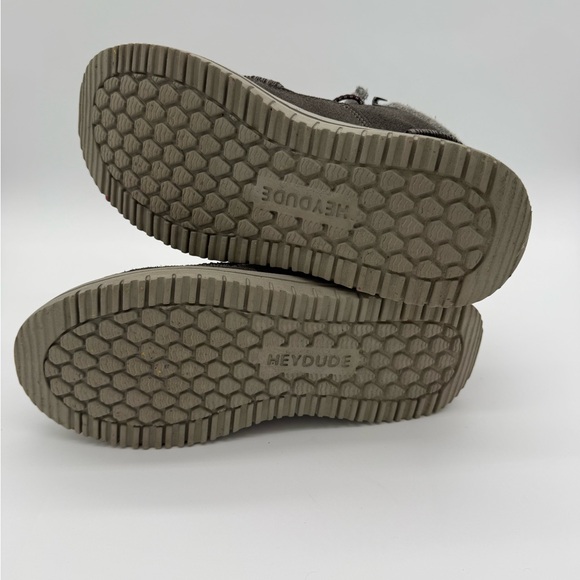 Men's Hey Dudes Gray Winter Boots - Picture 6 of 7